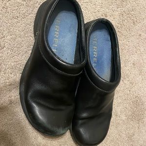 MERRELL AIR CUSHIONED CLOGS S